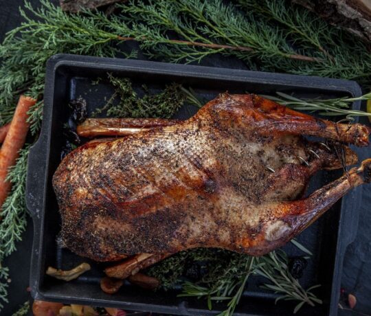 Weihnachtstrend 2021: Dieses Jahr kommt die Gans vom Grill
