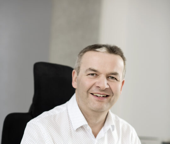 repecon – Reinhard Peter Consulting: Mit Mut aus der Misere: neue Webinar-Serie „Motivation am Mittwoch“