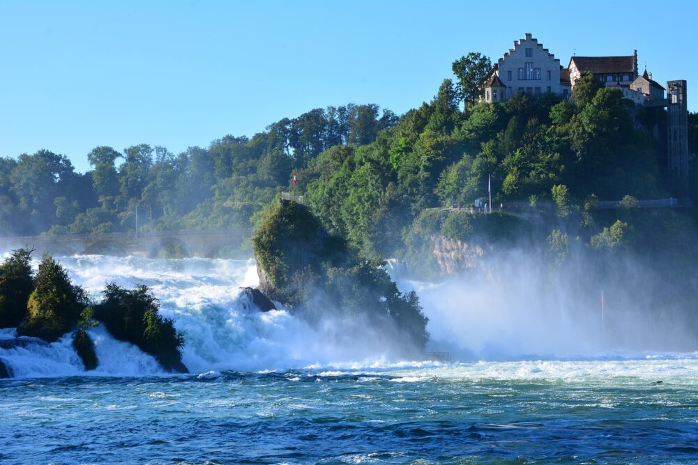 Saisonstart am Rheinfall: SV Group stellt neues gastronomisches Angebot vor